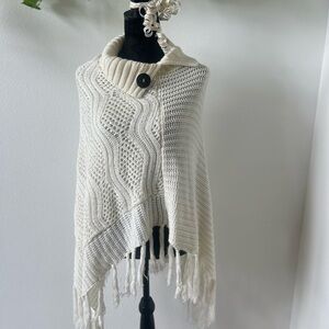 Creme white poncho